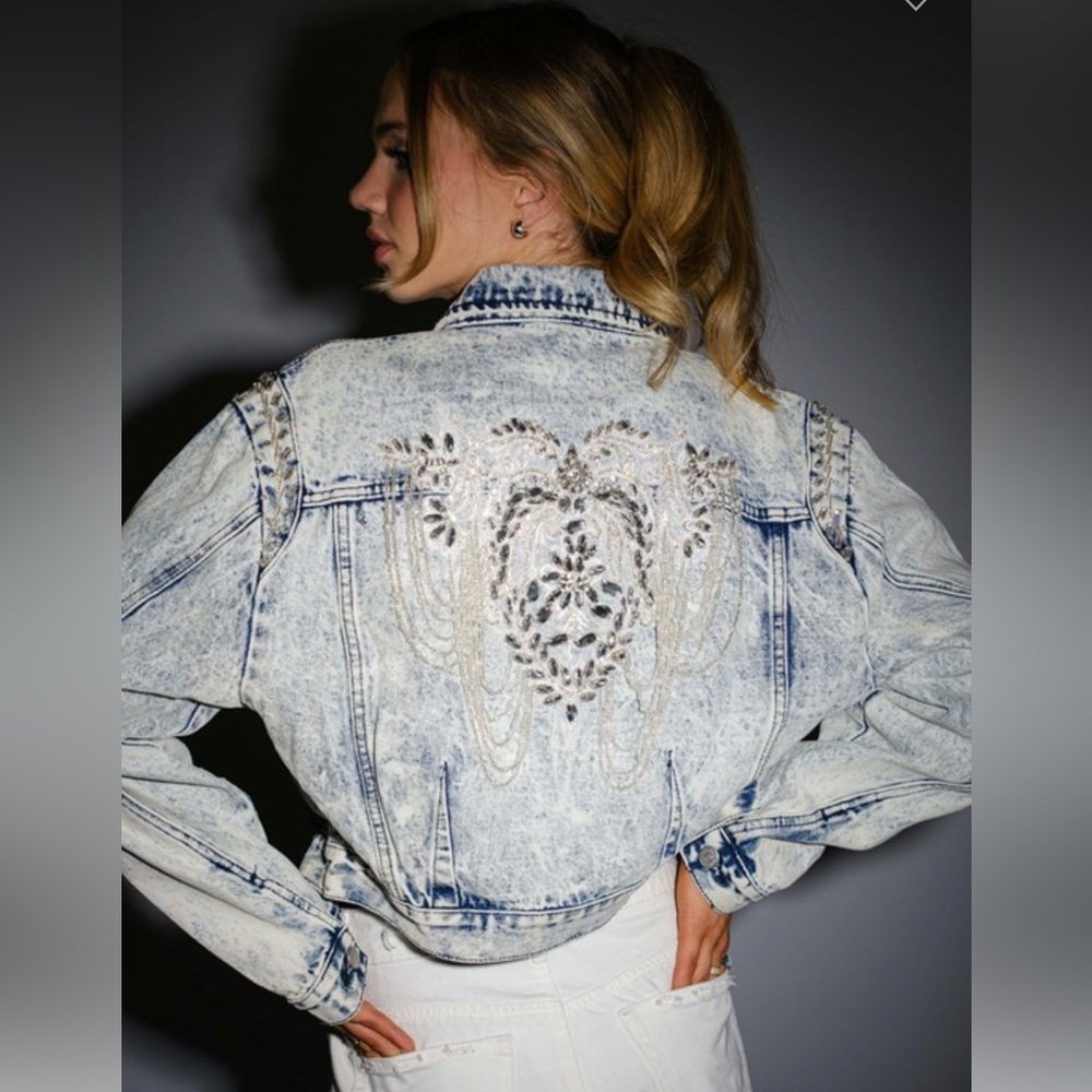 NWT Beautiful Embellished Denim Jacket - Blue